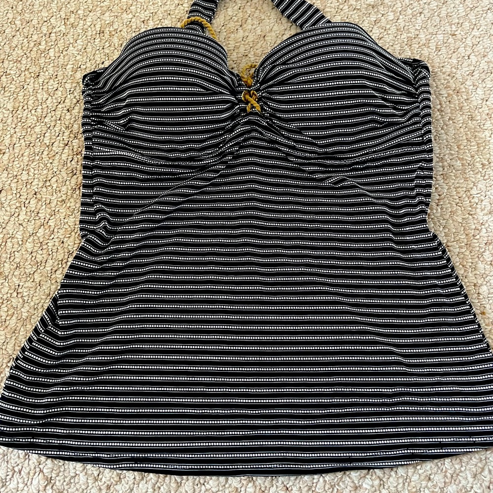 Jessica Simpson Bathing Suit Top